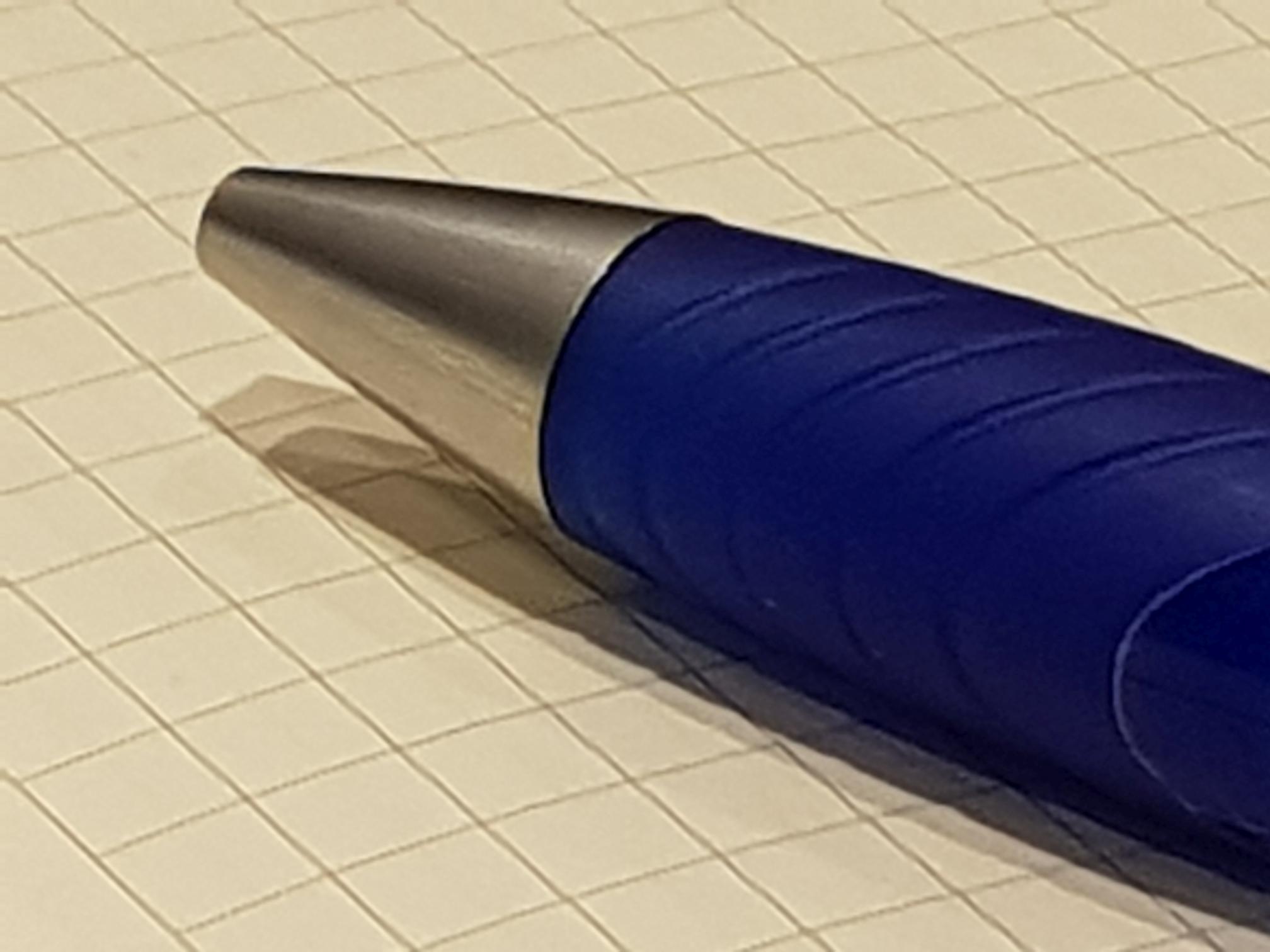 Kugelschreiber + Papier